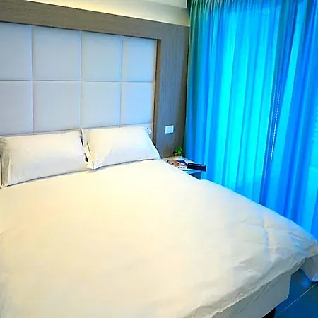 アパートホテル Tiziano 4*